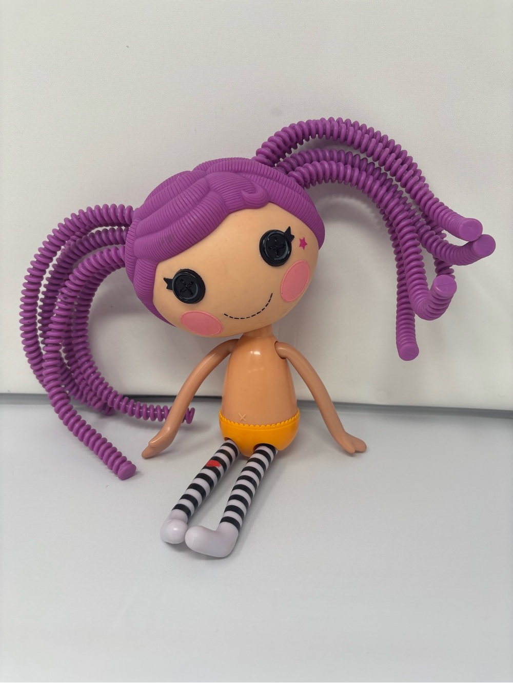 Purple-Haired Kids Doll with Striped Legs - Lalaloopsy